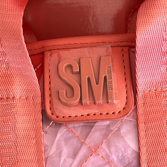 Brand New Steve Madden 2-Piece Set Mini & Micro Crossbody Purse Clear Coral - Picture 10 of 14